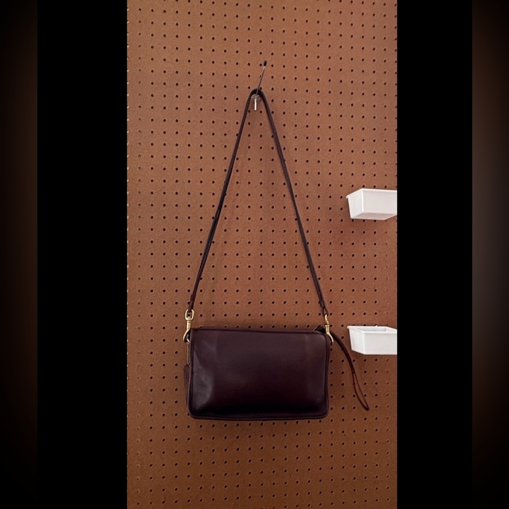 Coach vintage NYC navy clutch basic bag crossbody